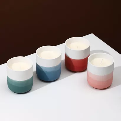 Ombre Ceramic Candle ที่ถือ